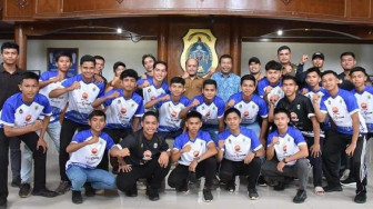 Romi dan Robby Lepas Kontingen POPDA Jambi 2022